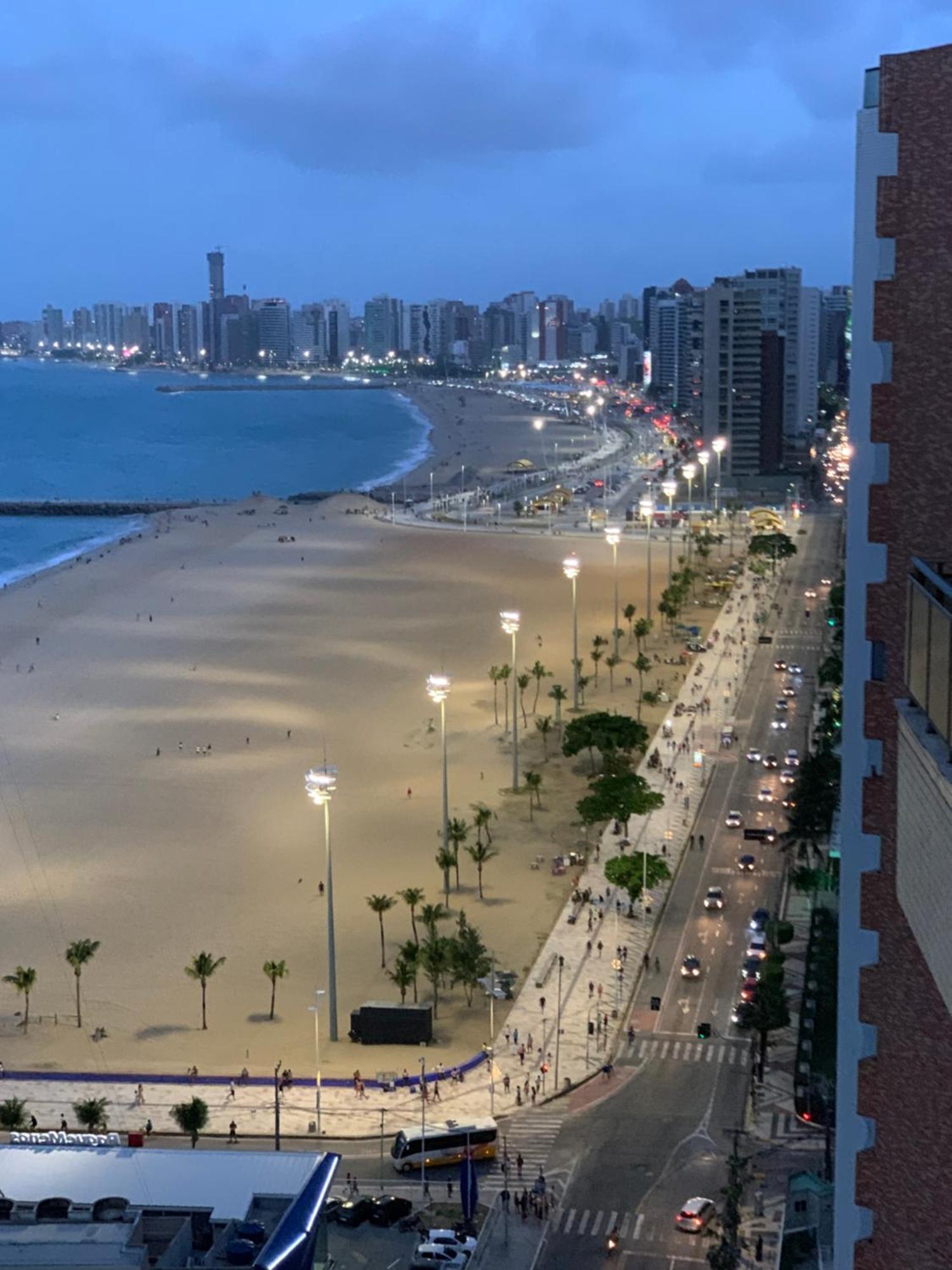 Flat Praia De Iracema Vista Mar فورتاليز المظهر الخارجي الصورة